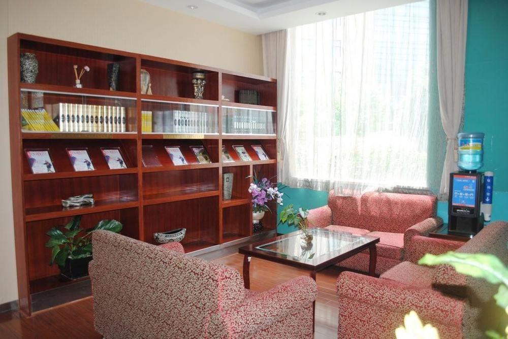 Hanting Express Shanghai Middle Sichuan Road Extérieur photo