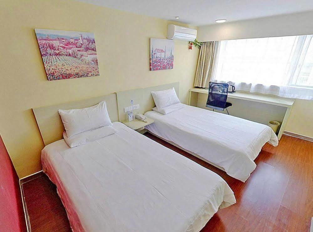 Hanting Express Shanghai Middle Sichuan Road Extérieur photo